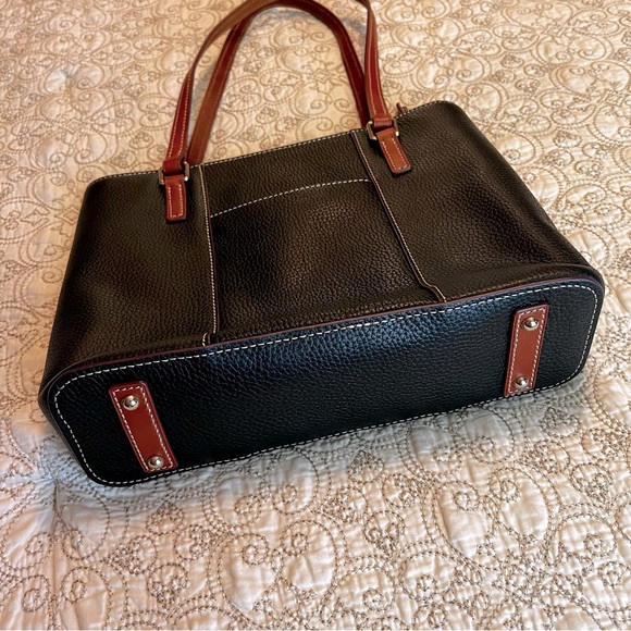 Dooney & Bourke Small Lexington Black Pebbled Leather Shoulder Bag - Picture 5 of 9